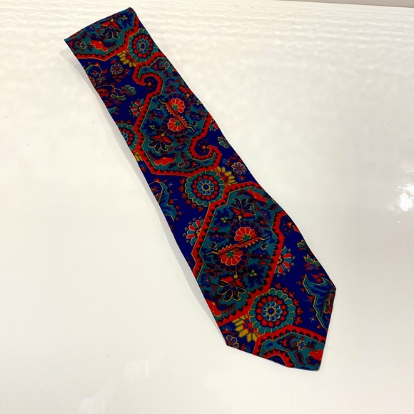 Yves Saint Laurent Men’s Tie - Picture 1 of 3
